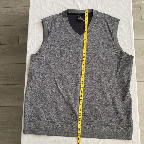 Nike Dri-Fit Golf Vest XL - Picture 3 of 5